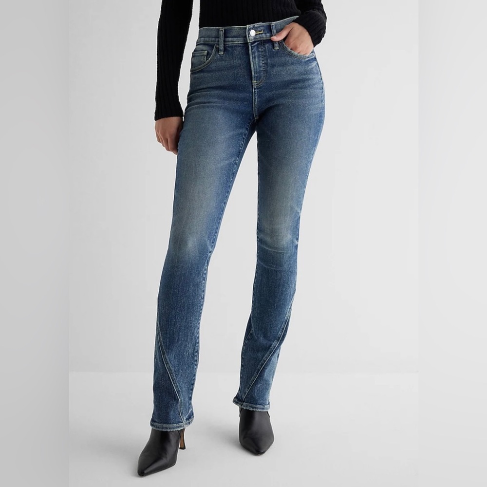 Express Mid Rise Twist Seam Skyscraper Jeans NWT